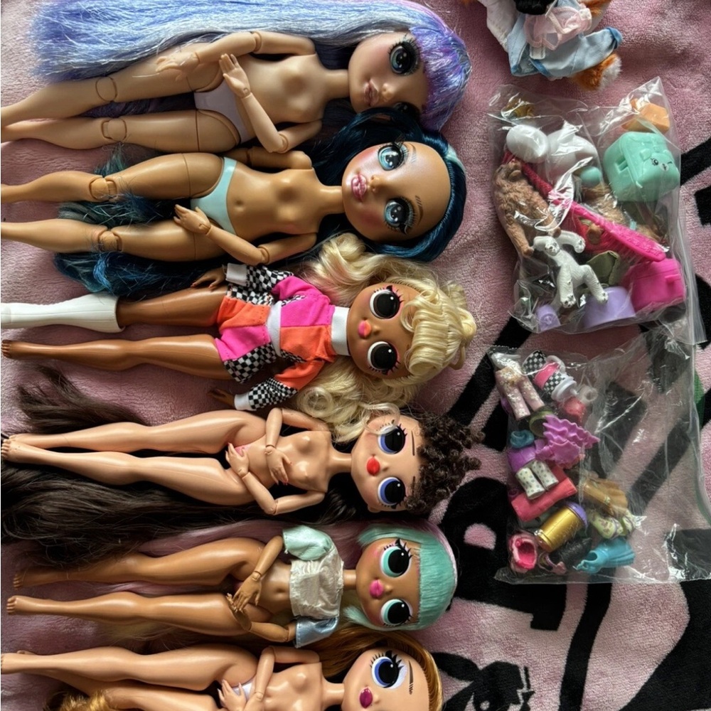 L.O.L. Surprise!, Rainbow High Fashion Dolls with Accessories
